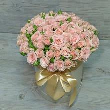 Цветочная композиция из Розы в шляпной коробке #REPLACE_PRED# Поселок имени Куйбышева