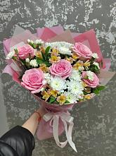 Букет цветов из:  Гвоздики, Орхидеи и Розы #REPLACE_PRED# Поселок имени Куйбышева