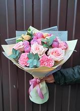 Букет цветов из:  Розы и Гвоздики #REPLACE_PRED# Поселок имени Куйбышева