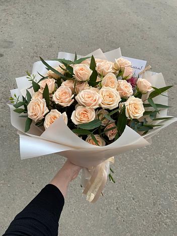 Букет Кремовые розы Латте в Поселок имени Куйбышева